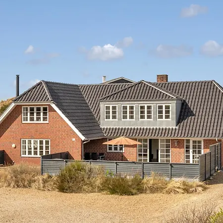Klithuset Henne Strand